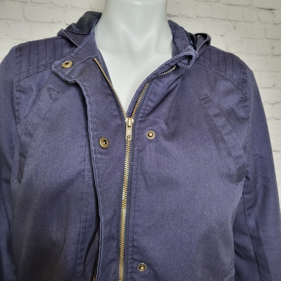 Miss London Black Label Navy Blue Hooded Jacket Size L - Picture 6 of 9